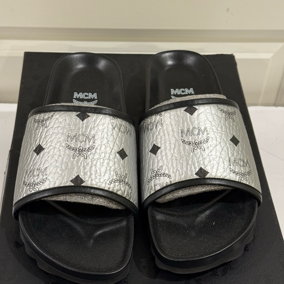 MCM Black and Silver Logo Slide Sandals ~ Size 10 ~ Worn Once - Picture 11 of 11